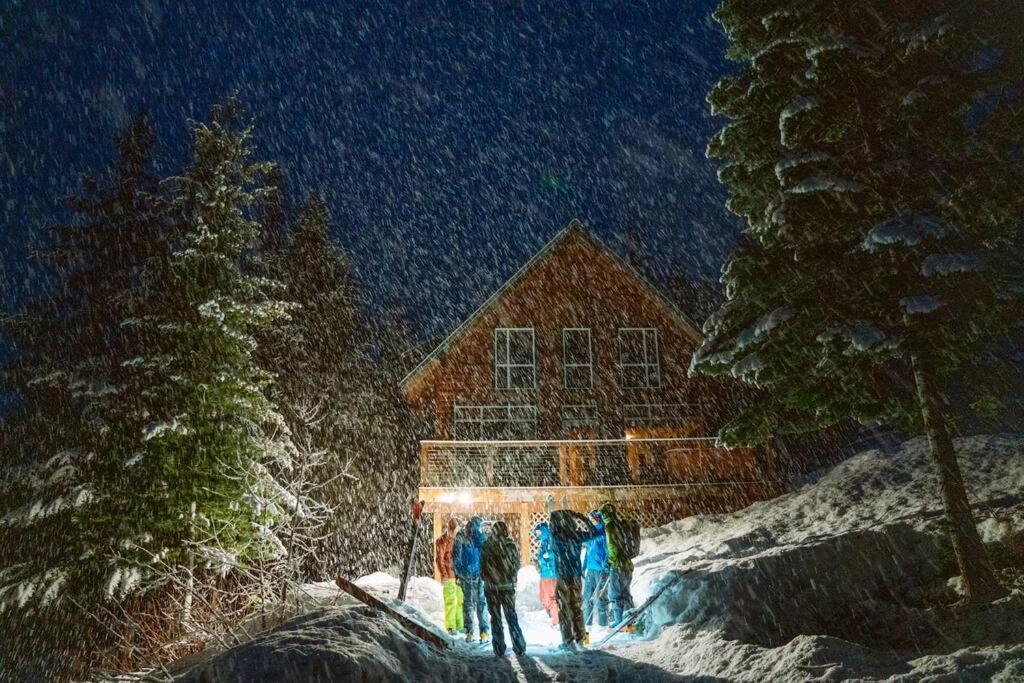 Hot Tub Cool Views: Roaring Creek Cabin Leavenworth Ngoại thất bức ảnh