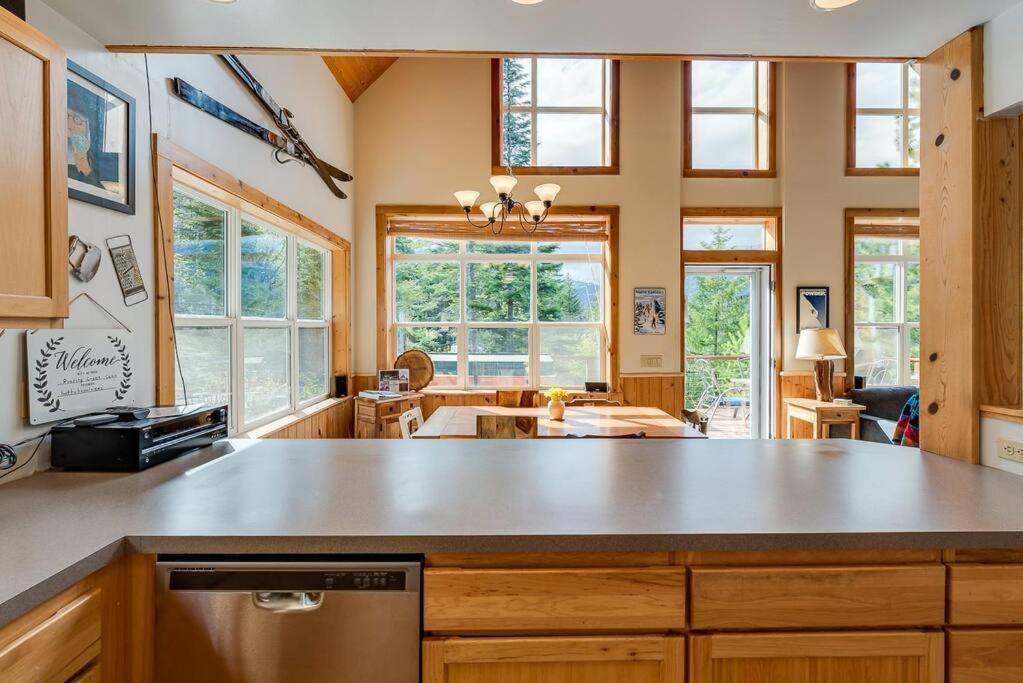 Hot Tub Cool Views: Roaring Creek Cabin Leavenworth Ngoại thất bức ảnh